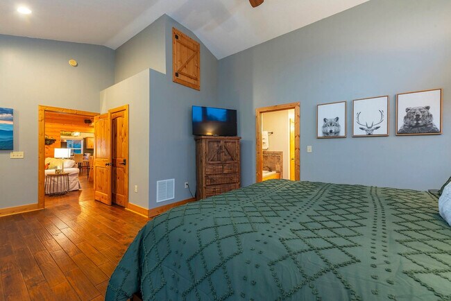 Building Photo - 629 Cherry Hill Dr