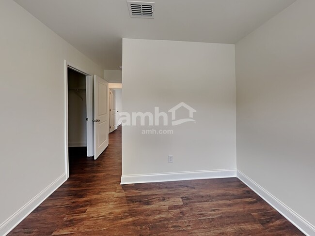 Building Photo - 821 Headland Way