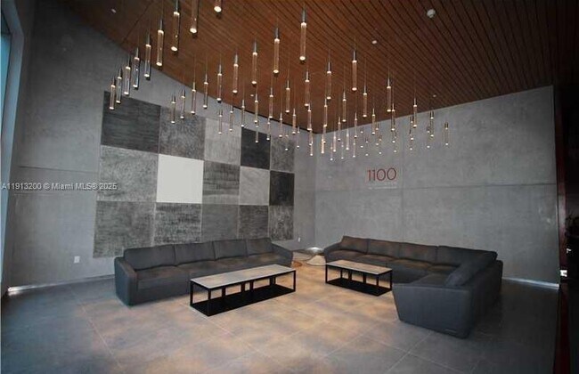 Building Photo - 1100 S Miami Ave