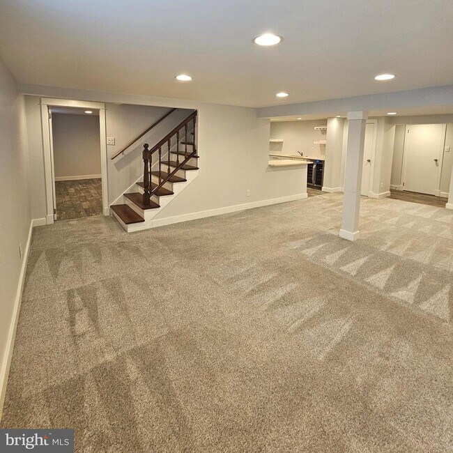 Building Photo - 5940 6th St