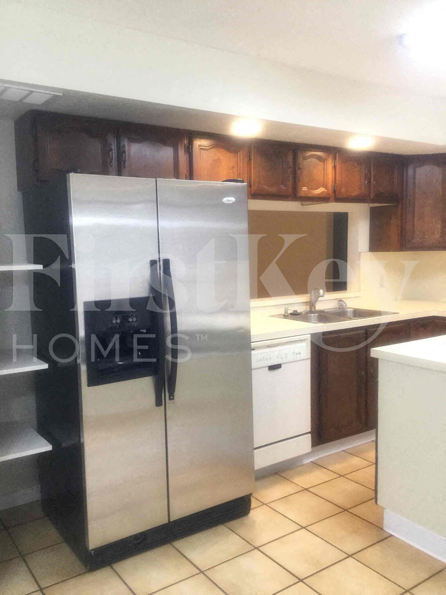 Building Photo - 132 Santander Ct
