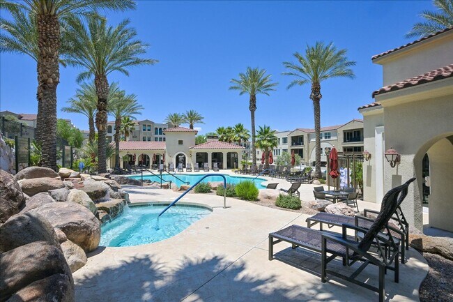 Building Photo - FULLY FURNISHED RENTAL