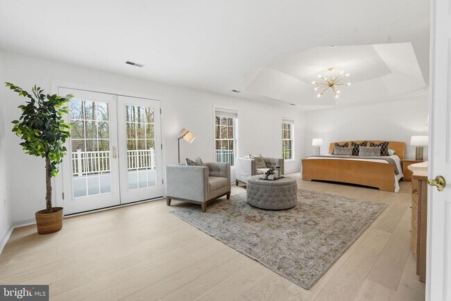 Building Photo - 3515 Devon Dr