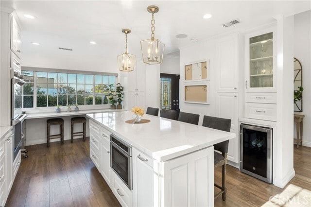 Building Photo - 1851 Tamerlane Dr