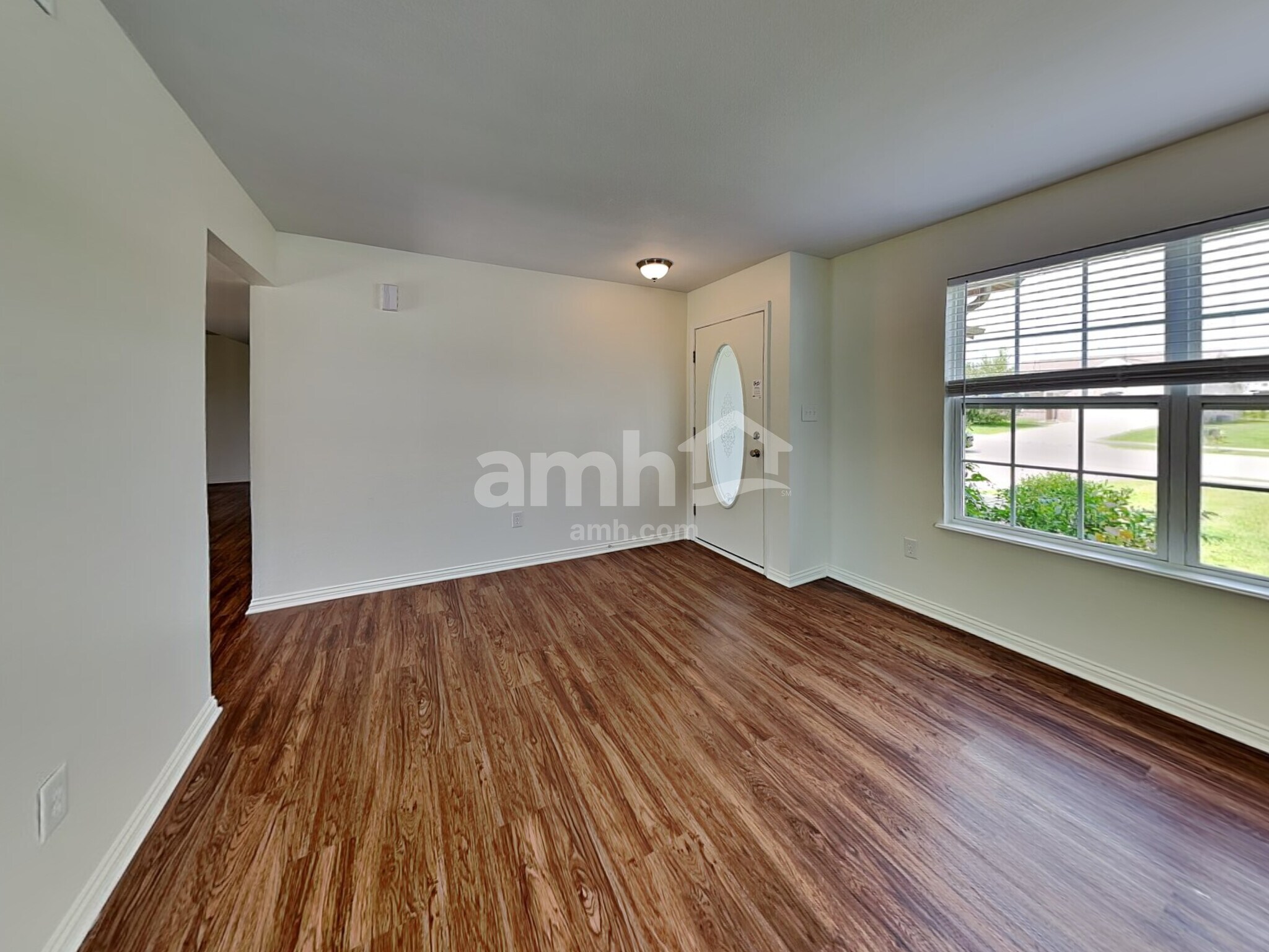 Building Photo - 953 Dorothy Dr
