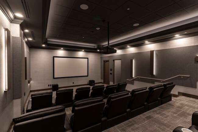 Building Photo - 2000 E Island Blvd