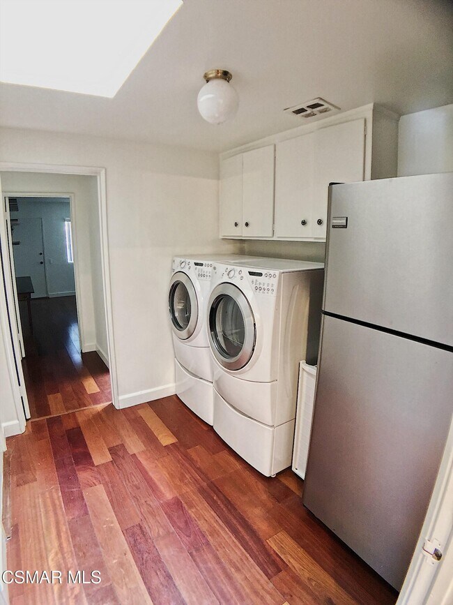 Building Photo - 3067 Corda Dr