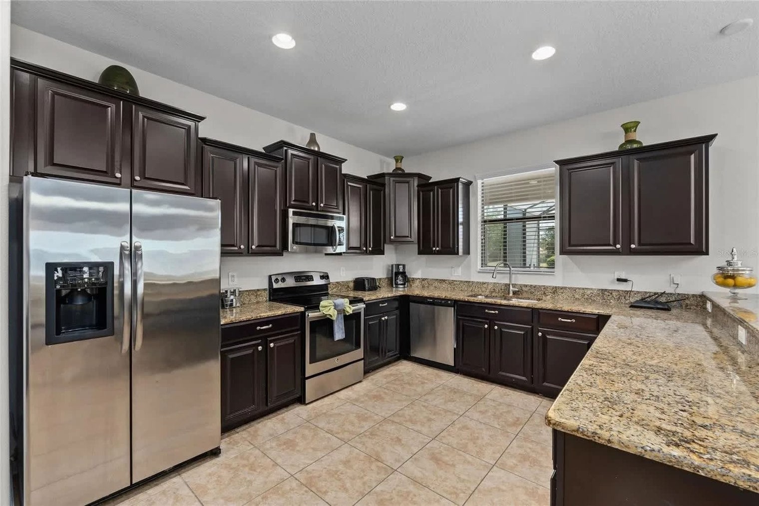 Building Photo - 1401 Wexford Way