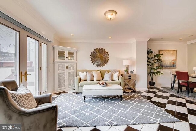 Building Photo - 2919 Elliott St