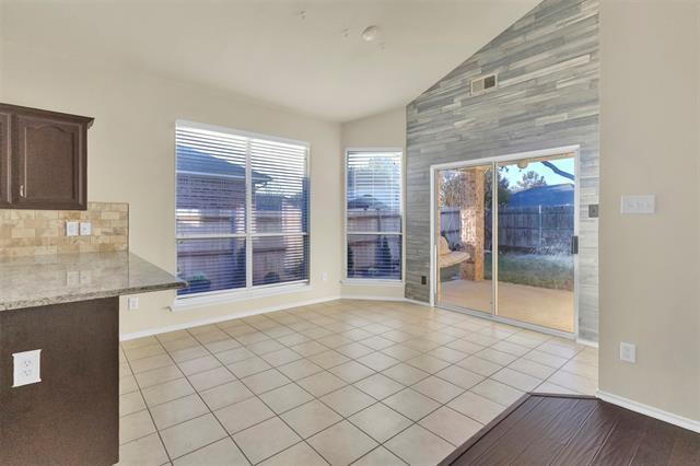 Building Photo - 832 Pebblecreek Dr