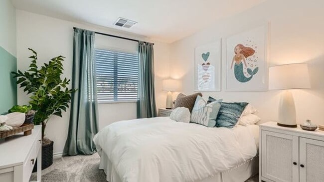 Building Photo - Bright & Modern 3-Bed Townhome in 89166