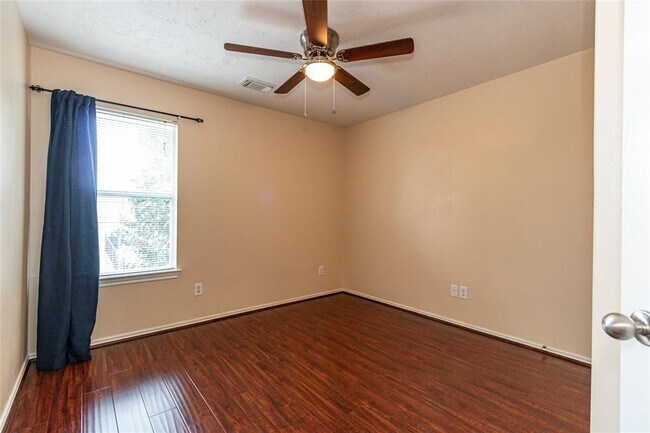 Building Photo - 25227 Boulder Bend Ln