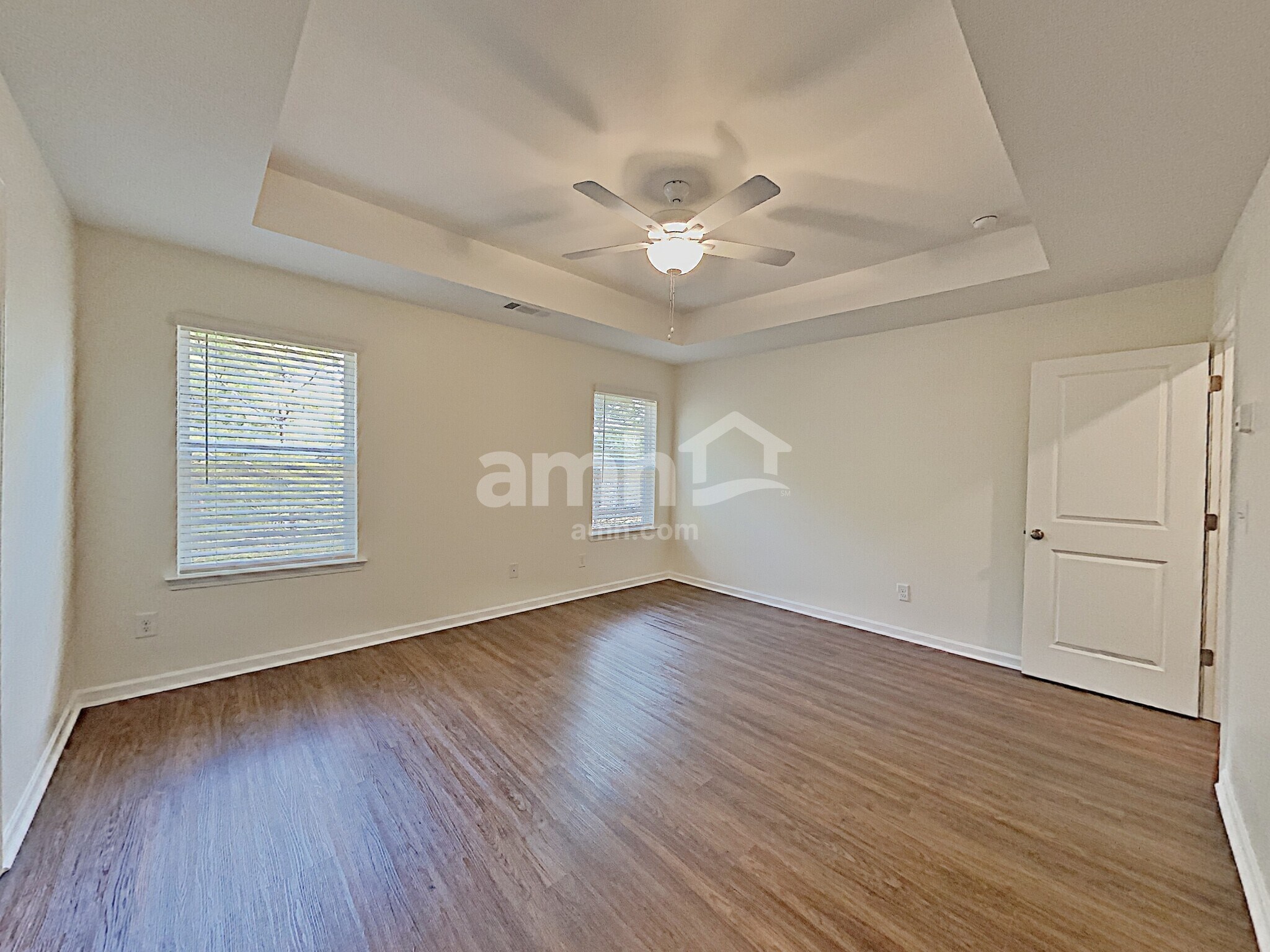 Building Photo - 386 Camp Cir