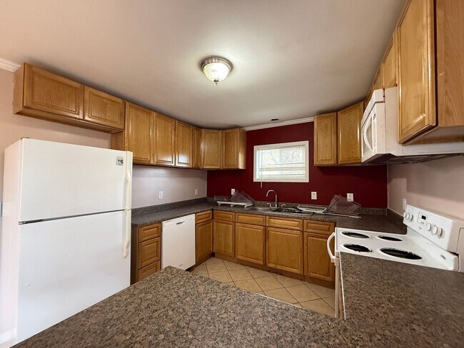 Building Photo - Old Tusculum Rd Apartments