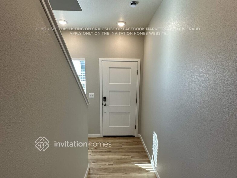 Building Photo - 9352 Ceylon St