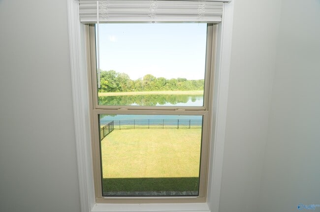 Building Photo - 16312 Trestle St