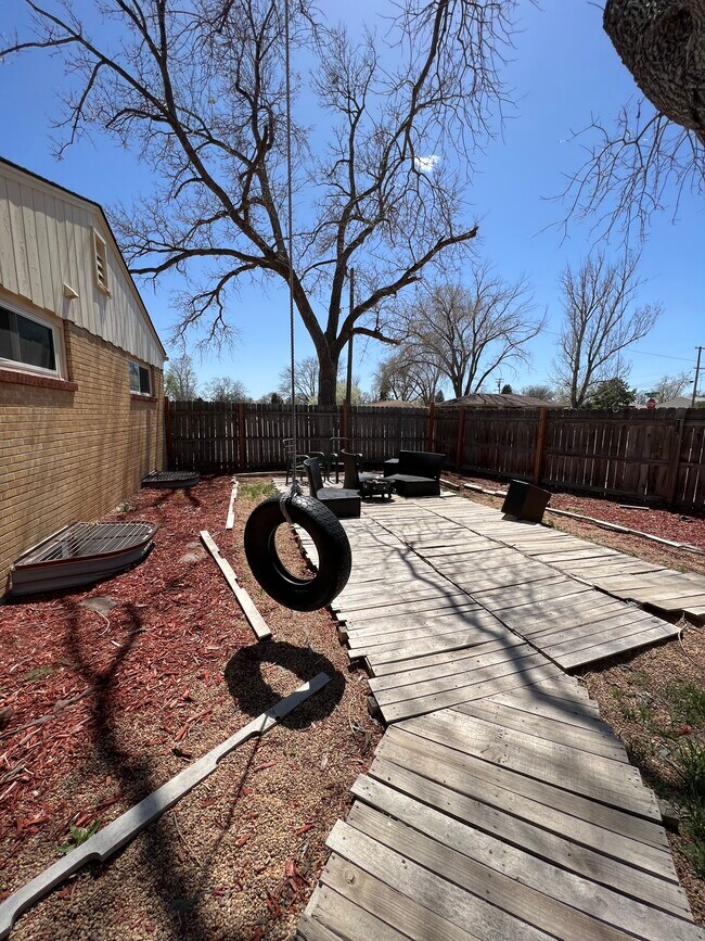 Building Photo - 1411 26th St