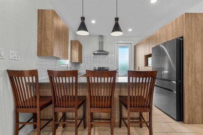 Building Photo - 409 Deer Path Lp