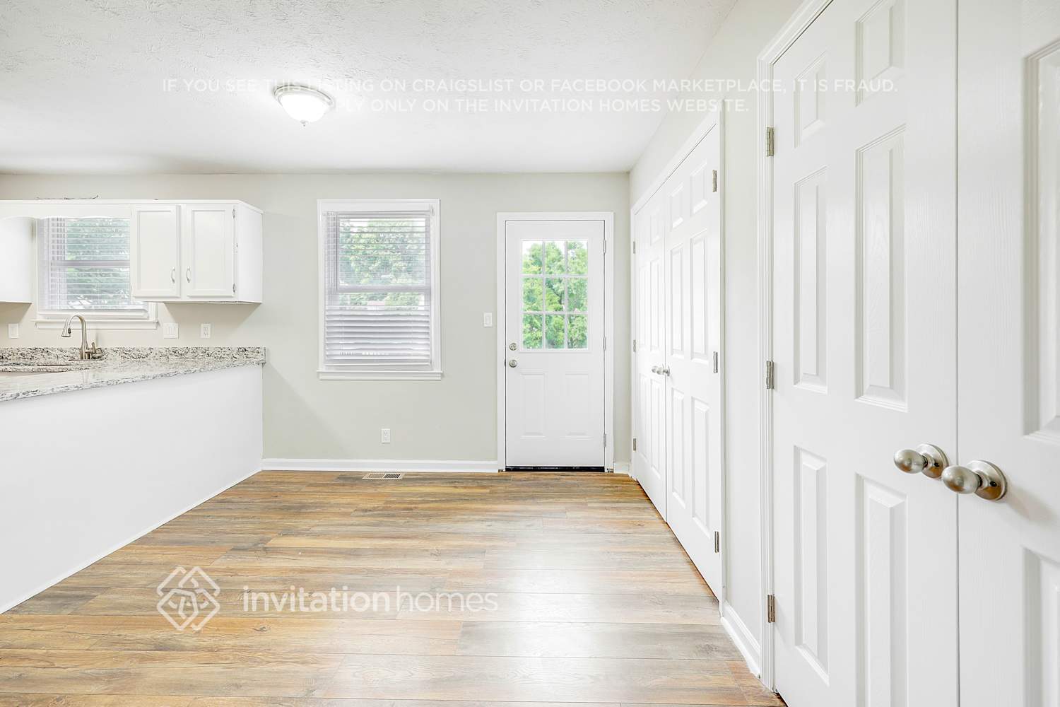 Building Photo - 108 Redondo Ct S