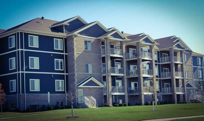 Primary Photo - 2869 Spring Rose Cir