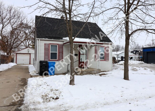 Building Photo - Welcome Home!