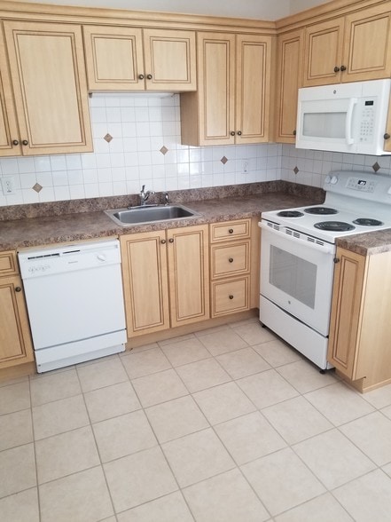 Building Photo - 1101 Rambler Ave