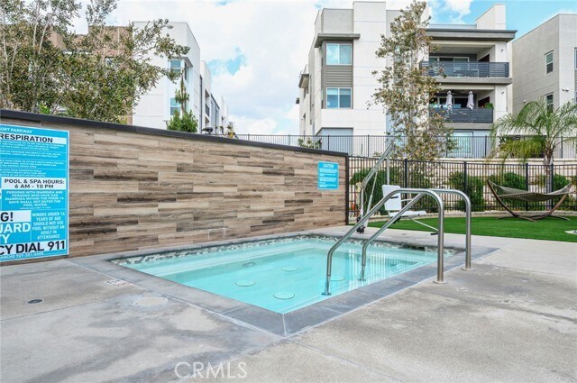 Building Photo - 9560 Hammock Pl