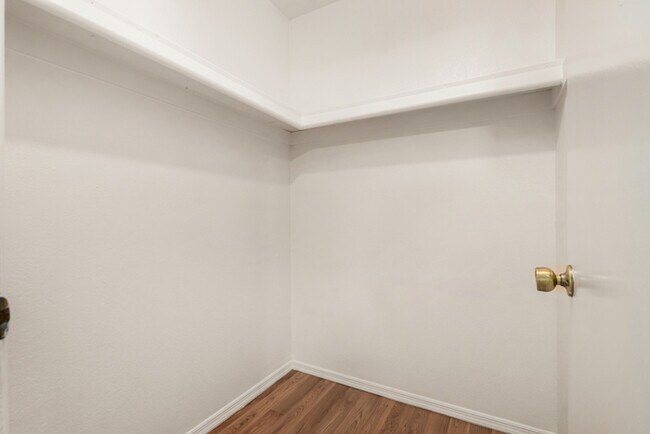 Building Photo - 21057 N 34th Dr