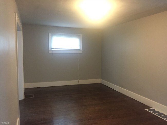 Building Photo - 2 br, 1 bath House - 625 N Grant Ave