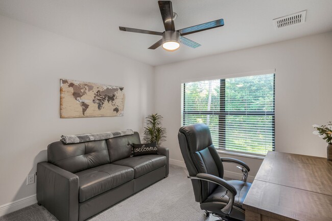 Building Photo - 2481 N Brentwood Cir