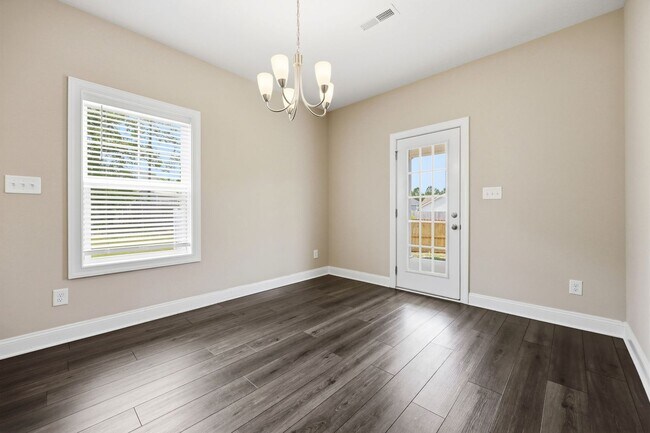 Building Photo - Like new single family home in Cameron, NC!