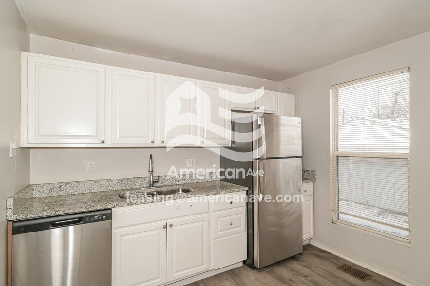 Building Photo - 6563 Avalon Ave