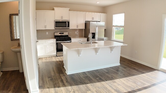 Building Photo - 969 Pineland Dr
