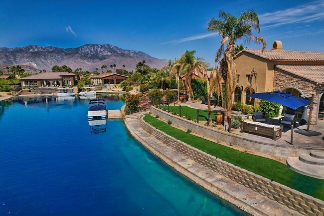 Primary Photo - 9 Via Santanella