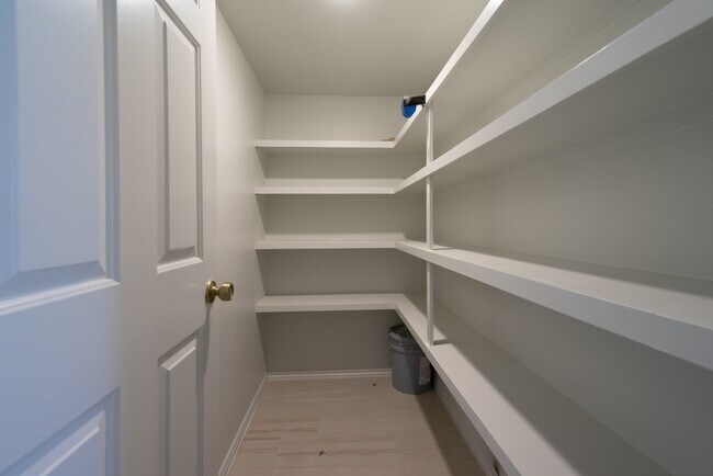 Building Photo - 2 Bedroom & 2 Bath Available in St. George!