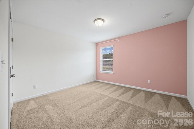 Building Photo - 872 Summerlake Dr