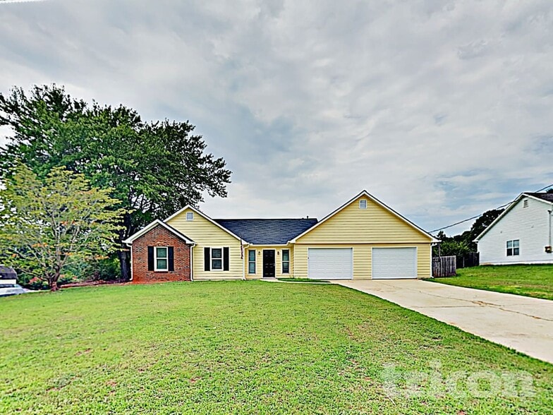 Building Photo - 105 Dailey's Plantation Dr