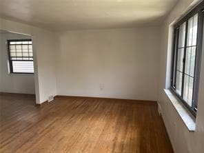 Building Photo - 218 Bronx Ave