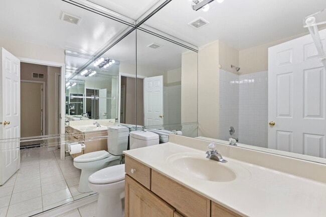Building Photo - 7623 Beringer Ct