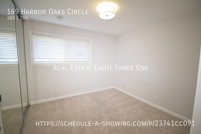 Building Photo - 169 Harbor Oaks Cir