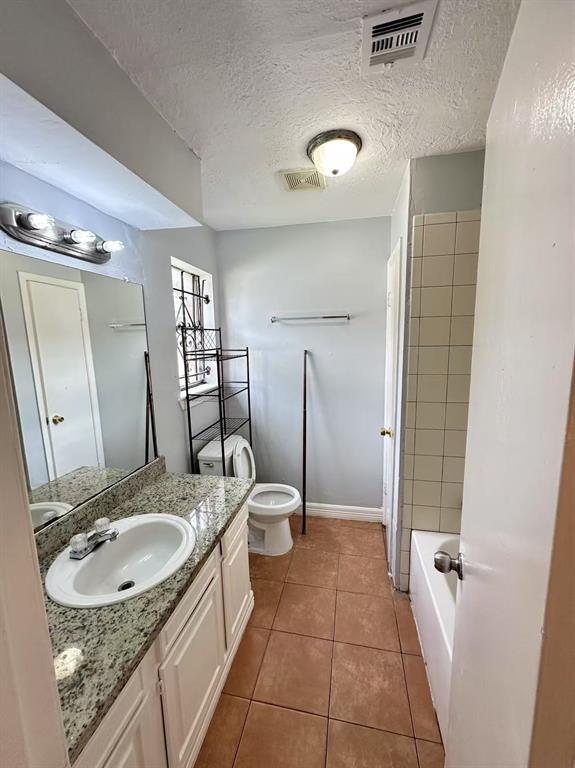 Building Photo - 12969 Blackpool Ln