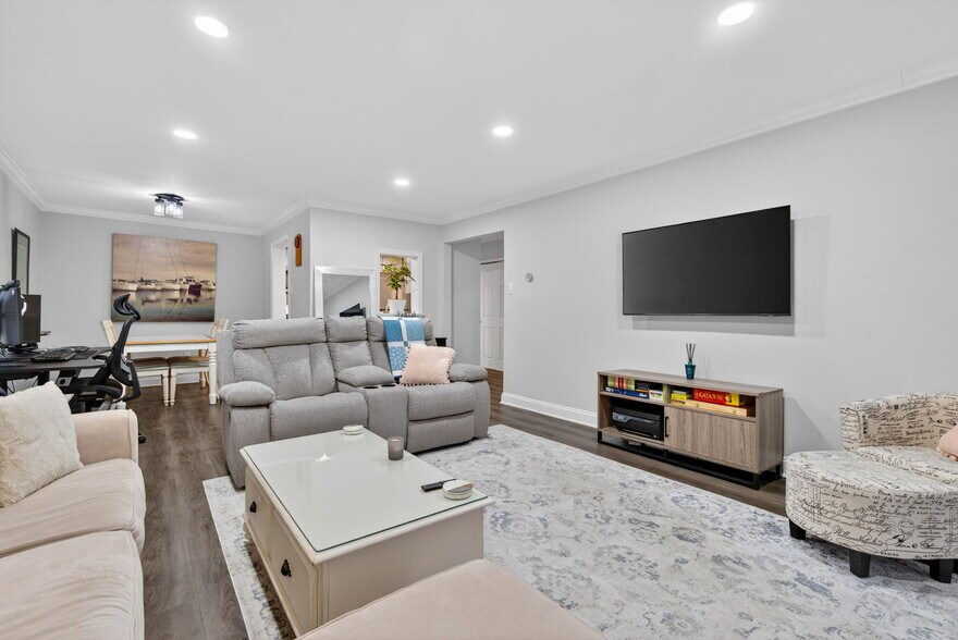 Building Photo - 159 Drummers Ln