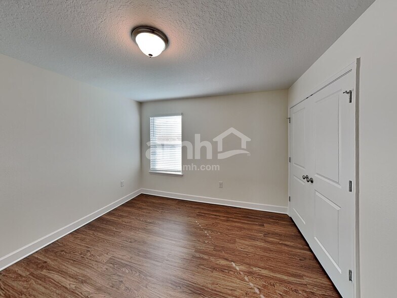 Building Photo - 4501 Reisswood Loop