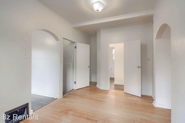 Building Photo - 3 br, 1 bath House - 3935 S Bannock St