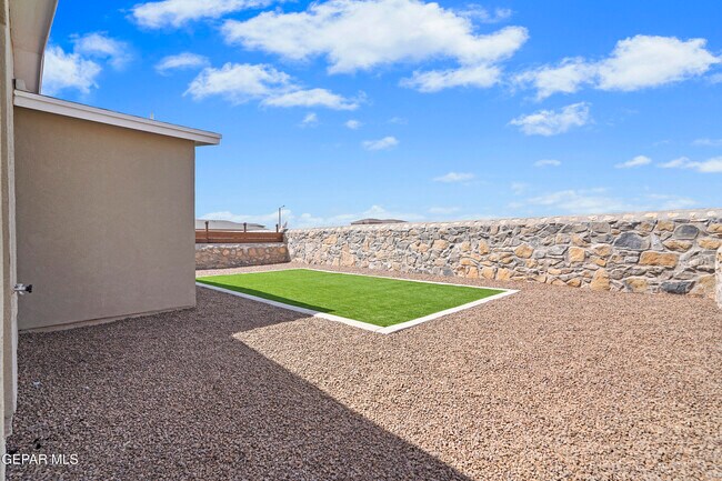 Building Photo - 12369 Polo Norte Dr