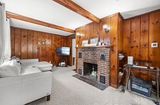 Building Photo - 435 Walpole St