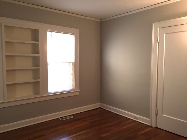 2nd bedroom - 5020 Virginia Ave