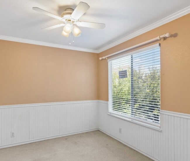 Building Photo - Stunning upstairs condo unit for rent in Blossom Valley