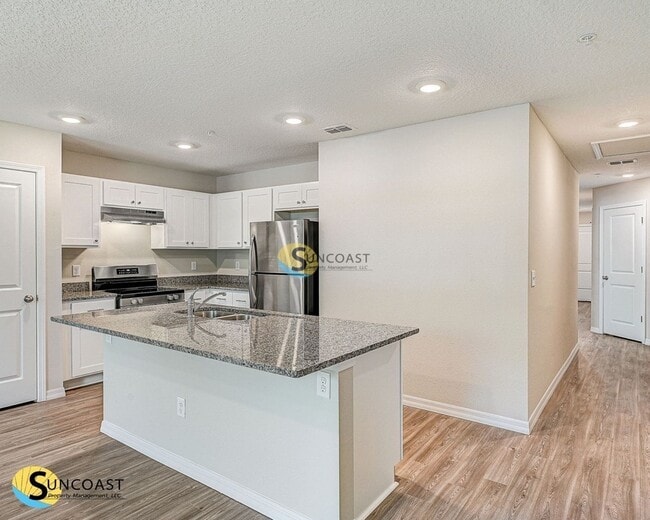 Building Photo - 9524 Hood Rd