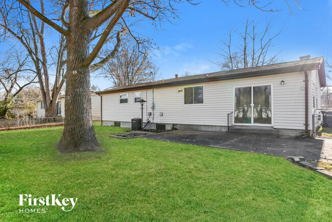 Building Photo - 525 Lula Dr